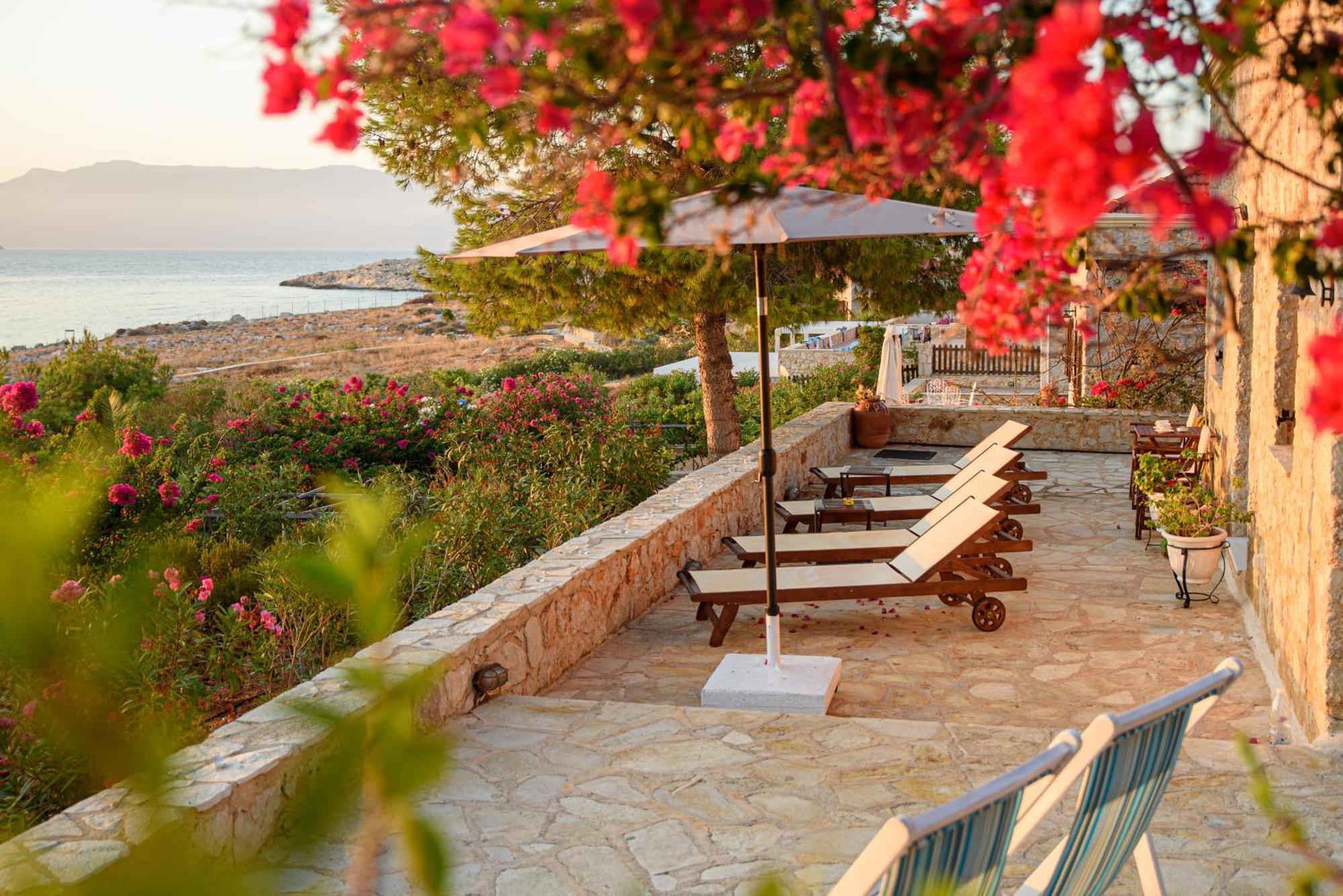 Villa Ftenagia Chalki Town Exteriér fotografie